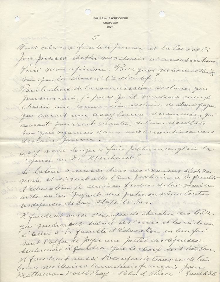 Reproduction de la cinqui&egrave;me page d'une lettre de Charles Charlebois, o.m.i., &agrave; Alphonse-T&eacute;lesphore Charron de l'Association canadienne-fran&ccedil;aise d'&eacute;ducation d'Ontario, 17 juillet 1913.