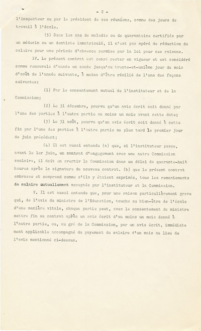 Reproduction de la deuxi&egrave;me page du formulaire de contrat-type entre la commission scolaire et l’instituteur, adopt&eacute; en mai 1943 par l’Association des commissaires des &eacute;coles bilingues de l’Ontario (ACEBO), 1943.
