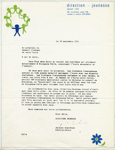 Reproduction d’une lettre circulaire de Jacques Desch&ecirc;nes, administrateur de Direction-Jeunesse, demandant l’appui des conseils &eacute;tudiants des &eacute;coles de langue fran&ccedil;aise de l’Ontario aux francophones de Sturgeon Falls (Ontario), 10 septembre 1971.