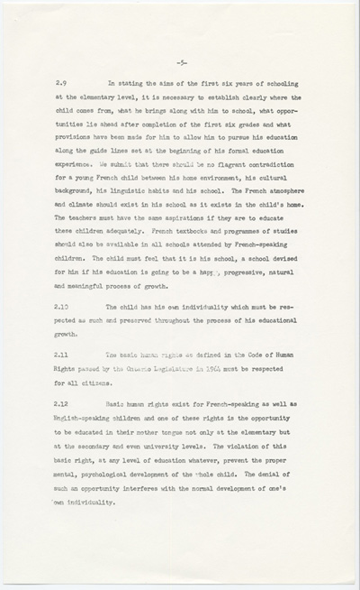 Reproduction de la cinqui&egrave;me page du m&eacute;moire soumis au Comit&eacute; provincial sur les buts et objectifs de l’&eacute;ducation dans les &eacute;coles de l’Ontario par l’Association canadienne-fran&ccedil;aise d’&eacute;ducation d’Ontario (ACFEO), l’Association des enseignants franco-ontariens (AEFO), l’Association des commissions des &eacute;coles bilingues de l’Ontario (ACEBO), la F&eacute;d&eacute;ration des associations de parents et instituteurs de langue fran&ccedil;aise de l’Ontario (FAPI), l’Association franco-ontarienne des inspecteurs de l’enseignement bilingue et des professeurs de l’&eacute;cole normale (AFOIEBPEN), d&eacute;cembre 1965.