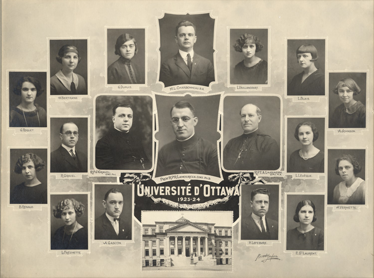 Reproduction d’une photographie des &eacute;tudiants et des professeurs de l’&Eacute;cole de p&eacute;dagogie de l’Universit&eacute; d’Ottawa, 1923-1924, ca 1924.